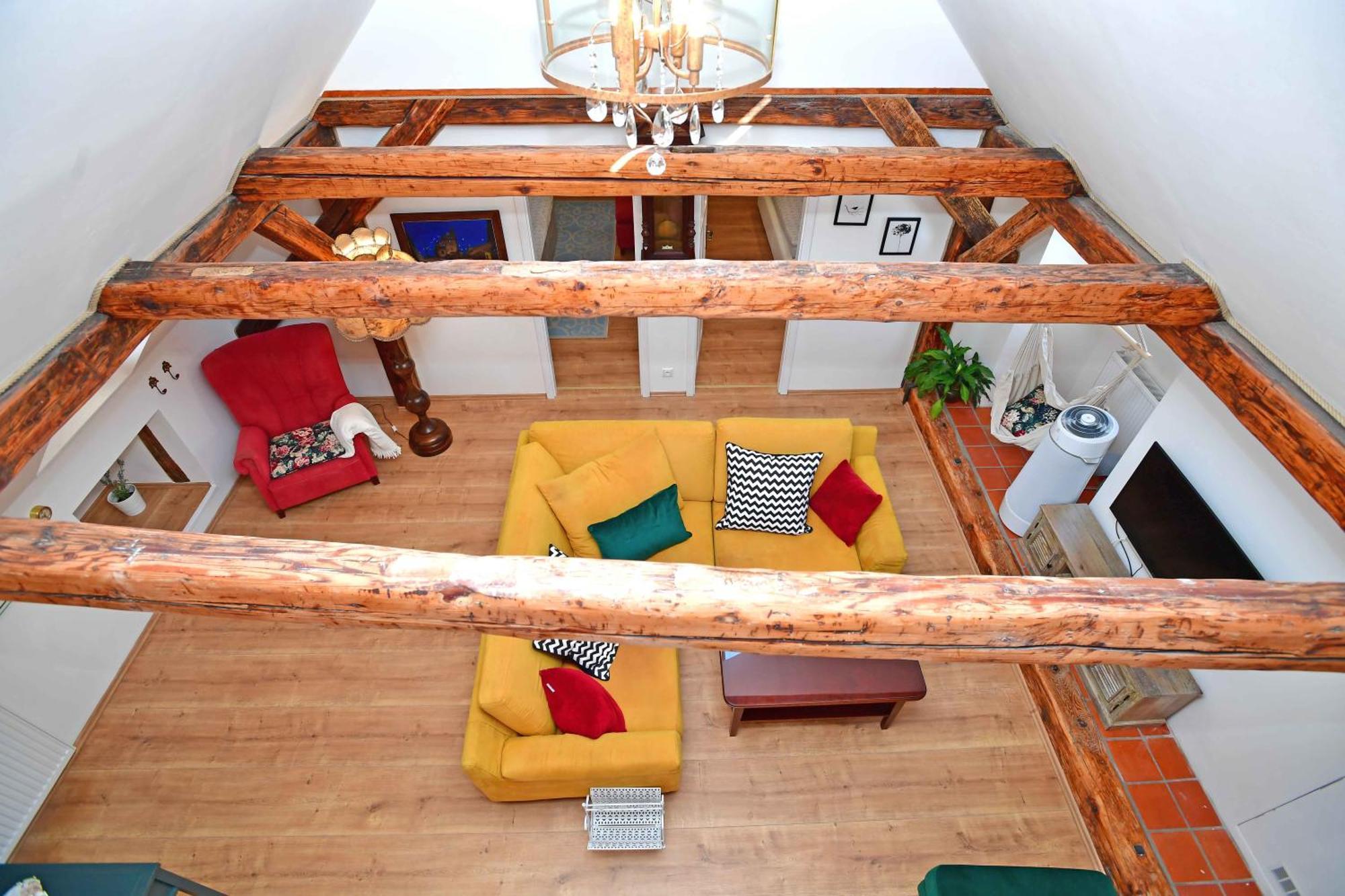 Romantic Apartment Under The Prague Castle Экстерьер фото